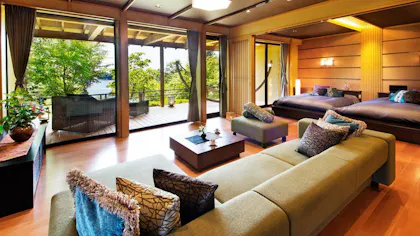 この開放感は癖になる！“100平米以上”の客室がある宿　北陸編