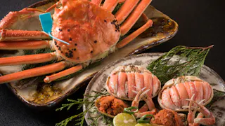 明治元年創業。加賀・山代温泉の旅館で「橋立蟹」を味わう旅