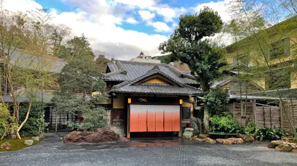 【滞在記】伊豆に佇む文化財の温泉宿がリニューアル！設えや美食に憩う贅沢ステイ