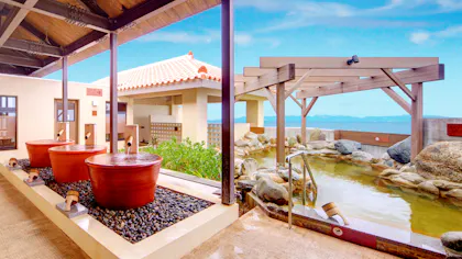 源泉掛け流しの温泉を楽しめる沖縄のリゾートホテル4選