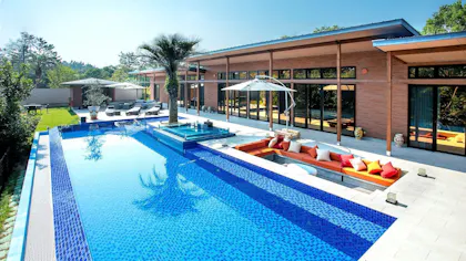 大阪から約2時間、カップルにおすすめのプライベートプールがある宿8選