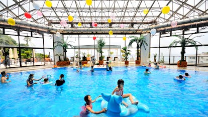 子供連れの旅にオススメ 1年中プールが楽しめる箱根 熱海 伊豆の人気宿 一休コンシェルジュ