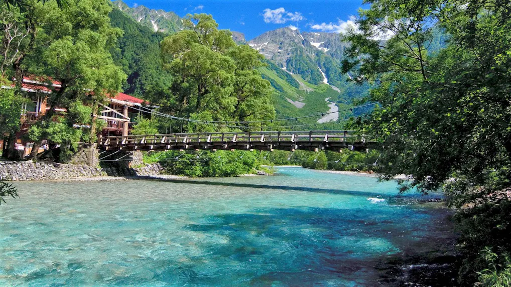 大自然の絶景を堪能！景勝地と併せて行きたい宿　東日本編