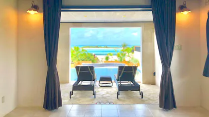 お昼の12時までゆっくり過ごせる沖縄離島のヴィラ