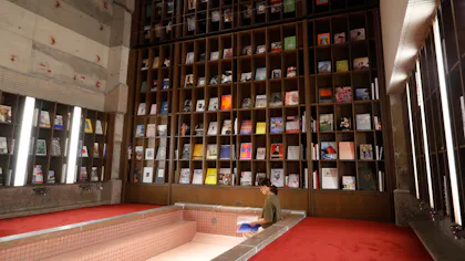 2020年7月、全室露天風呂付きのブックホテル「松本本箱」が誕生