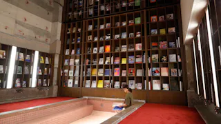 2020年7月、全室露天風呂付きのブックホテル「松本本箱」が誕生