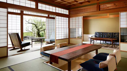 還暦・古希の母にプレゼントしたい家族旅行におすすめの宿