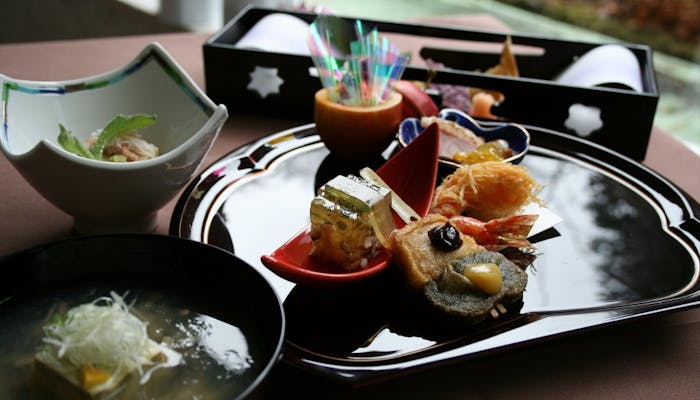 子供連れで贅沢に 露天風呂付客室で部屋食が楽しめる宿 箱根 湯河原編 一休コンシェルジュ 子供連れで贅沢に 露天風呂付客室で部屋食が楽しめる宿 箱根 湯河原編 一休コンシェルジュ