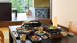 子供連れで贅沢に、露天風呂付客室で部屋食が楽しめる宿　熱海・伊豆編