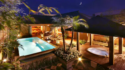 ラグジュアリー旅の象徴！お部屋に“プライベートプール”のある宿 7選