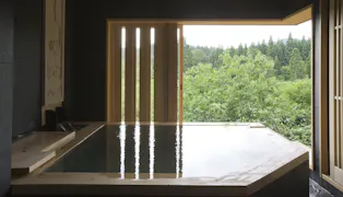 秋田・角館に佇む全10室の名旅館で、美食と源泉掛け流しを堪能