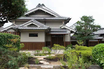 奈良県最古の醤油蔵に泊まる旅へ。「NIPPONIA 田原本 マルト醤油」