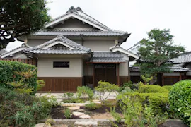 奈良県最古の醤油蔵に泊まる旅へ。「NIPPONIA 田原本 マルト醤油」