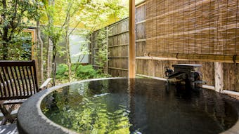 山形・赤湯温泉に佇む全7室露天風呂付客室のおこもり宿