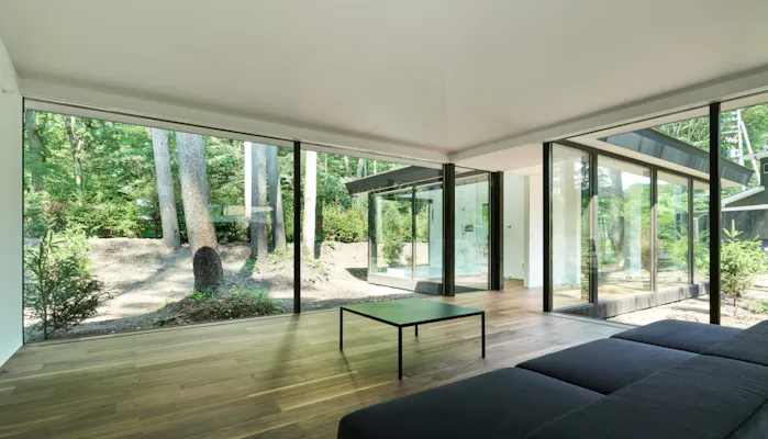 1日5組限定 軽井沢の森に囲まれた全面ガラス張りの一棟貸しヴィラ 一休コンシェルジュ