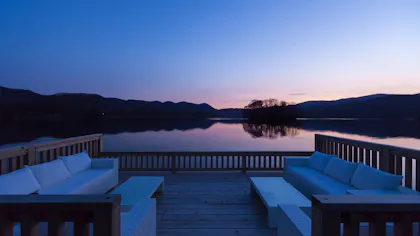 北海道の自然に癒される！絶景を愉しむスタイリッシュな宿 6選