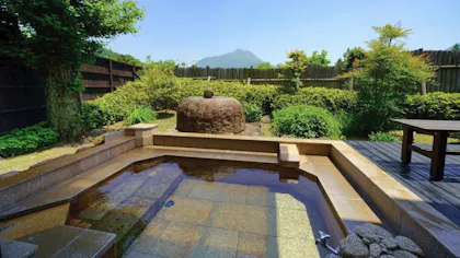 お部屋で露天風呂も内風呂も愉しめるおこもり宿　湯布院編