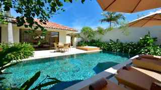 沖縄のプライベートプール付きヴィラで叶える至れり尽くせりのリゾートステイ