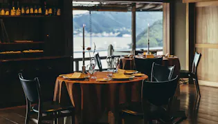 熱海の絶景を目の前にひらまつの“滞在するレストラン”で楽しむ美食旅