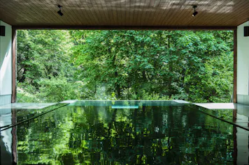 森林浴も一緒に楽しめる露天・半露天の大浴場がある宿　長野編