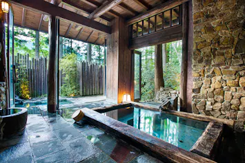 長野・仙仁温泉に佇む人気温泉宿で「おもてなしの神髄」に触れる