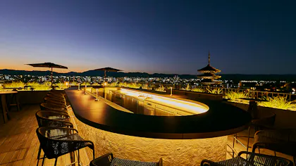 【大阪・京都・神戸】人気ホテルのバーを楽しむ男の三都一人旅