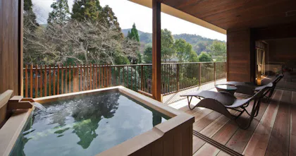 露天風呂付客室でプライベートな滞在が叶う大人のおこもり宿4選　西日本編