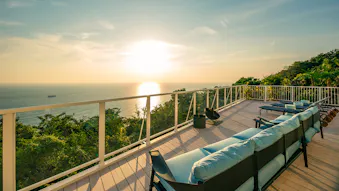 2022年の旅初めに行きたい絶景自慢の宿