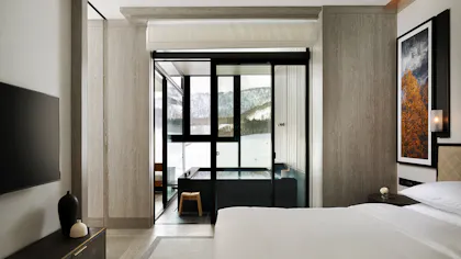 客室で温泉が楽しめるニセコのリゾートホテル