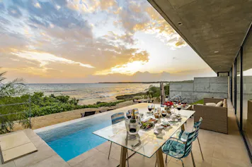 【取材】伊良部島の美しい海を独り占め！プライベートプール付きリゾートヴィラ