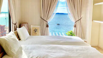 オーシャンビューの絶景を独り占めする一棟貸切の宿　西日本編