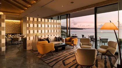 憧れのクラブフロアで優雅な滞在を　沖縄日系ホテル編