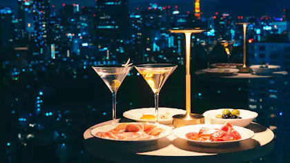 ルーフトップのバーやレストランで夜景を楽しめるホテル　東京編