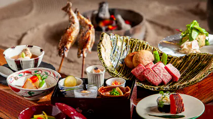 囲炉裏を囲んで郷土料理を楽しめる宿6選