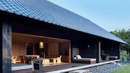 この開放感は癖になる！“100平米以上”の客室がある宿　伊勢志摩編