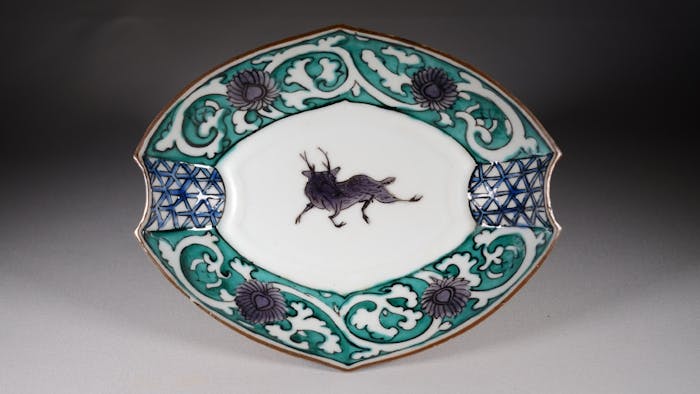 器を巡る旅】石川を代表する伝統工芸品「九谷焼」の魅力に触れる 器を巡る旅】石川を代表する伝統工芸品「九谷焼」の魅力に触れる