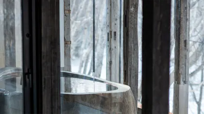 わざわざ出かけたい、客室露天・半露天で雪見風呂が楽しめる10室以下の宿