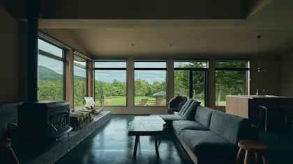 北海道の大自然に佇む１日１組限定サウナ付ヴィラで美食に癒される