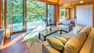 【取材】和モダンな空間と“森薫るヴィラ”が魅力！伊豆の高級温泉リゾート