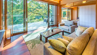 【取材】和モダンな空間と“森薫るヴィラ”が魅力！伊豆の高級温泉リゾート