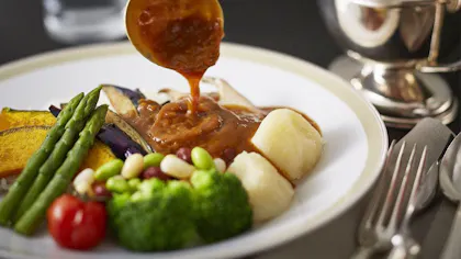 東京のラグジュアリーホテルで味わう、ホテル自慢のカレーライス4選