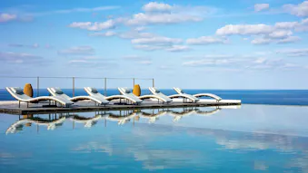 一休社員が泊まって良かった、絶景に癒される宿6選