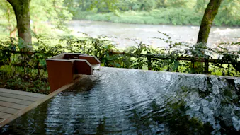 川の流れに癒される、温泉露天風呂付客室がある宿　東日本編