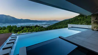 客室温泉露天風呂で絶景を楽しめる大人の宿　西日本編