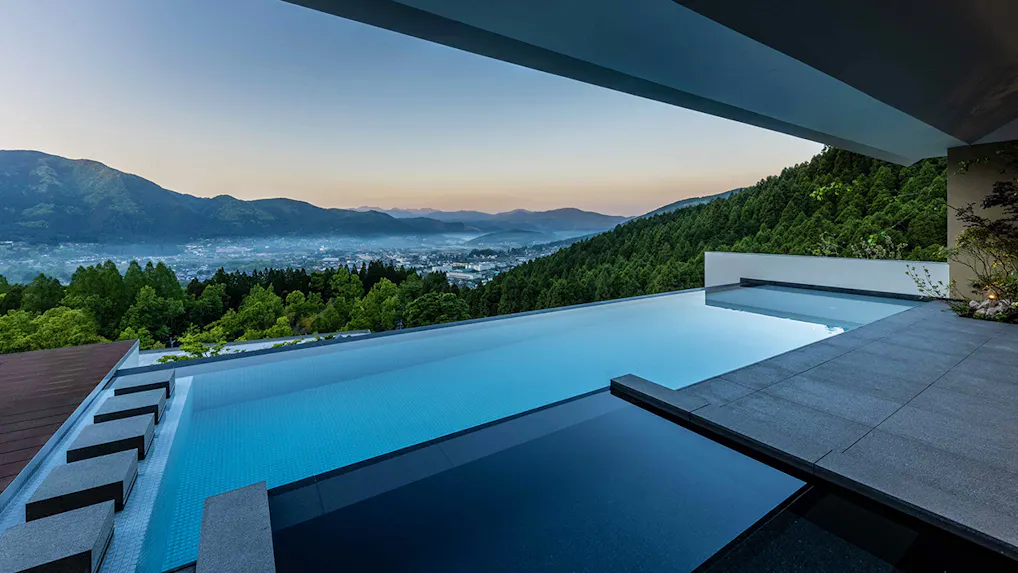 客室温泉露天風呂で絶景を楽しめる大人の宿　西日本編
