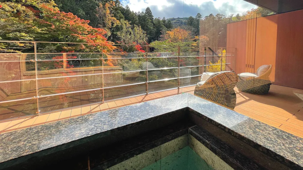 美しい紅葉をお部屋から楽しめる宿　箱根・熱海・伊豆編
