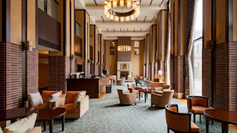 旅してでも行きたい、歴史を感じるクラシカルなホテル5選