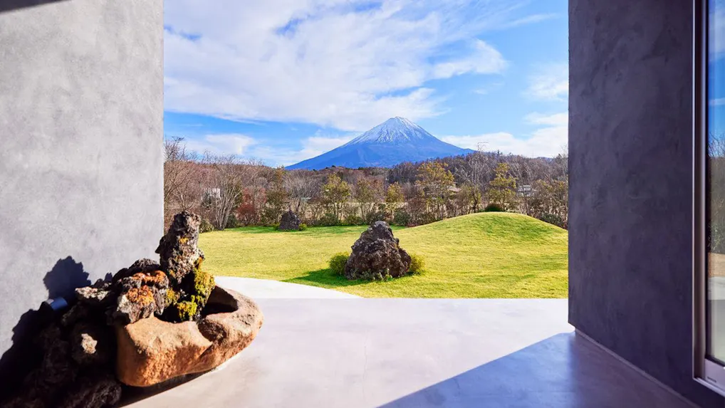 【滞在記】1日1組限定、河口湖で「額縁に入った本物の富士山」を楽しめる、完全プライベートの一棟貸しホテル