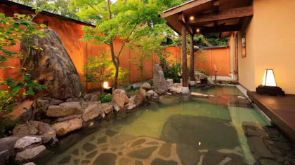 2023年8月阿蘇に開業！全室離れの露天・半露天風呂付スイートが自慢の大人宿