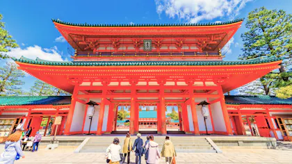 開運旅行に！関西の有名神社・パワースポットを巡る旅